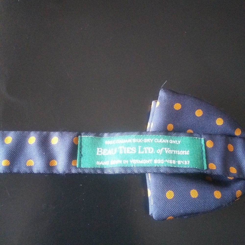Beau ties LTD.Vermont silk bowtie $28+free bowtie - Picture 2 of 4